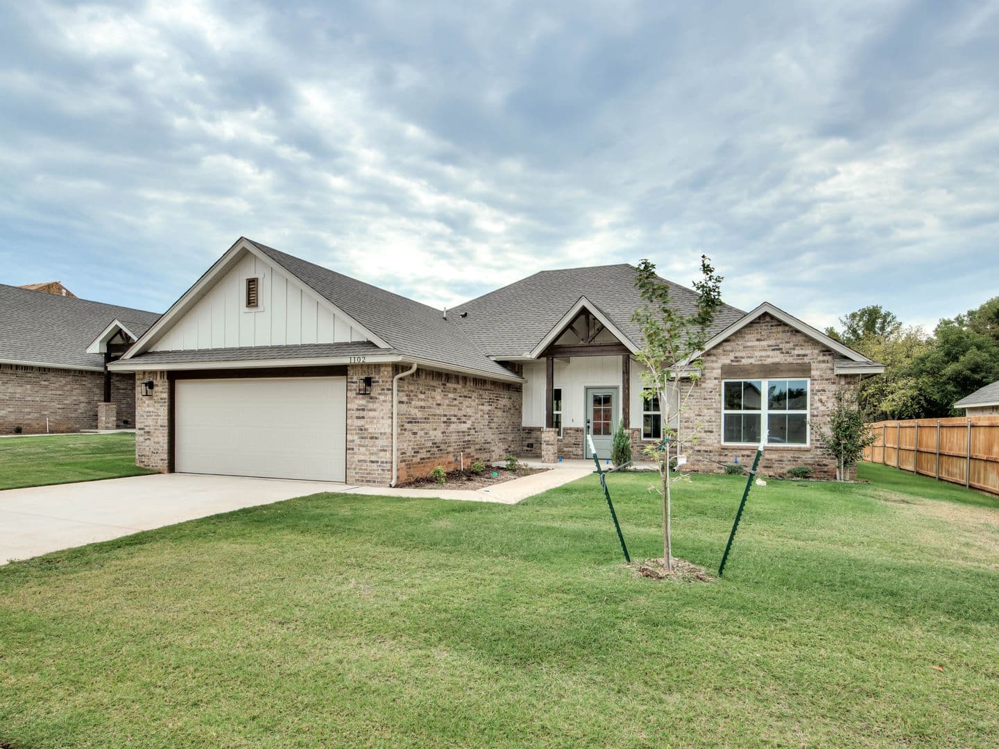 Noble House: 1102 Wisteria Way