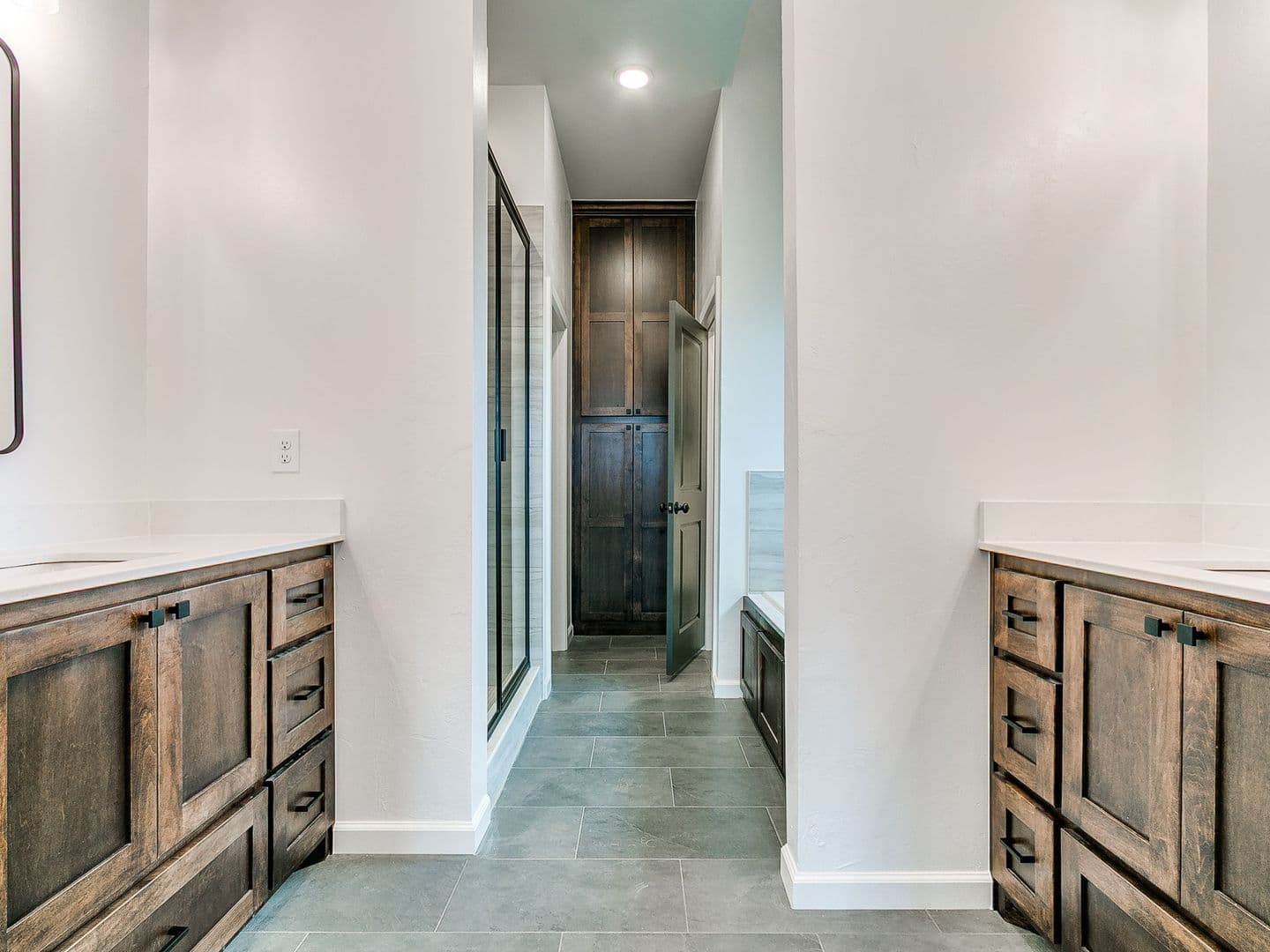 Shawnee House: 616 Honey Springs