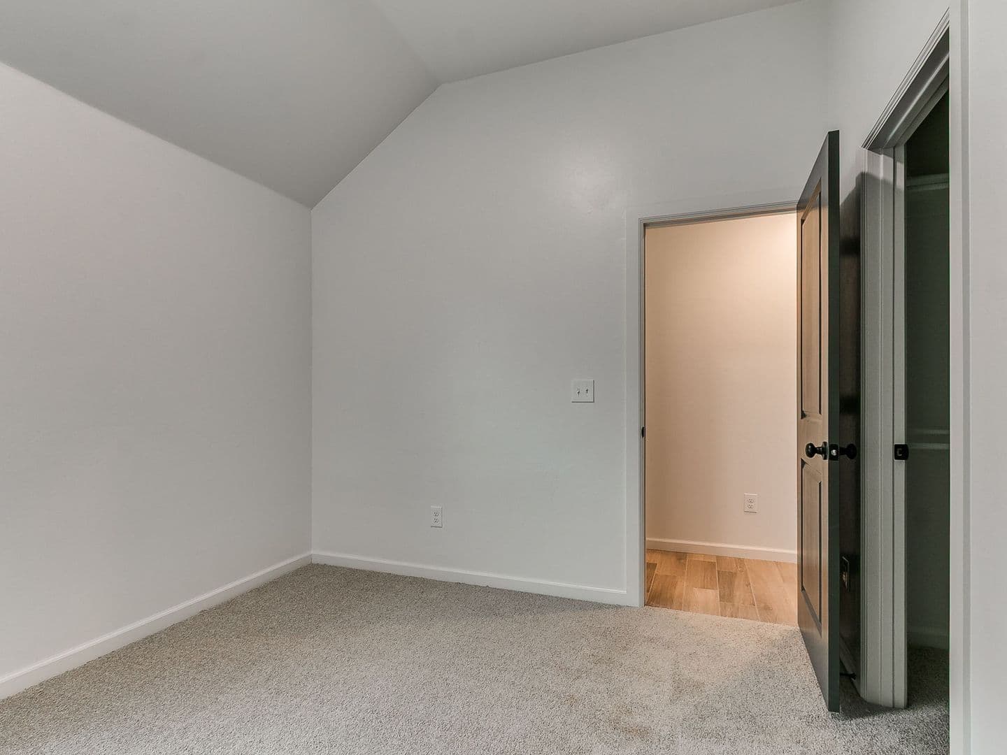 Shawnee House: 616 Honey Springs