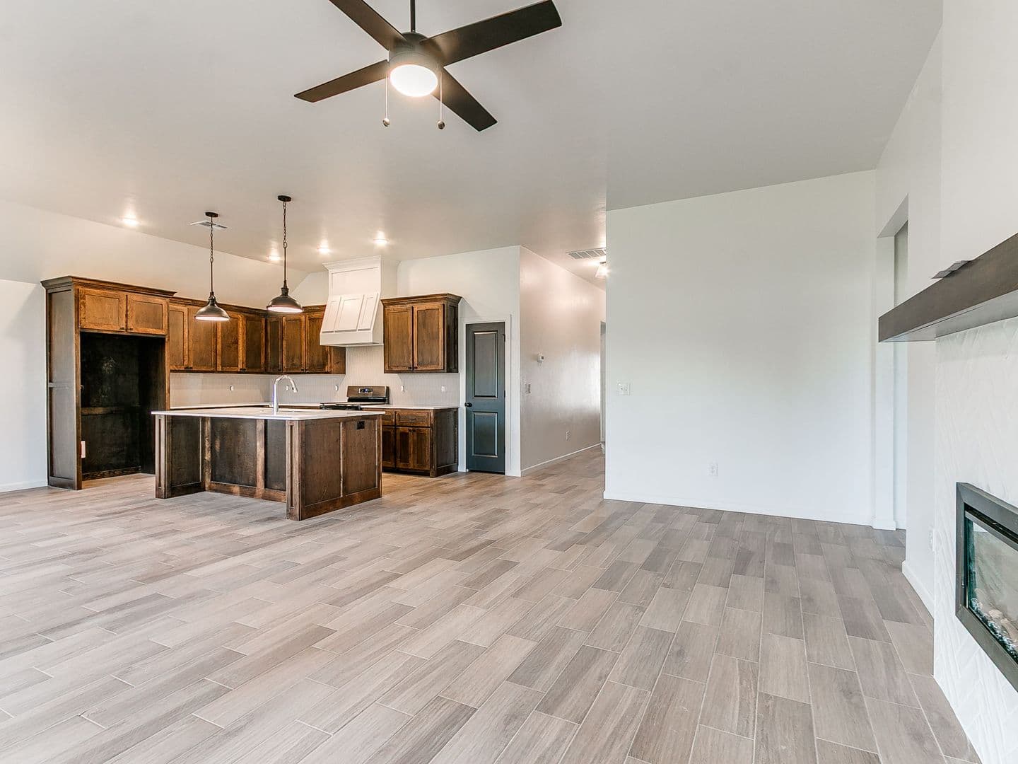 Shawnee House: 616 Honey Springs