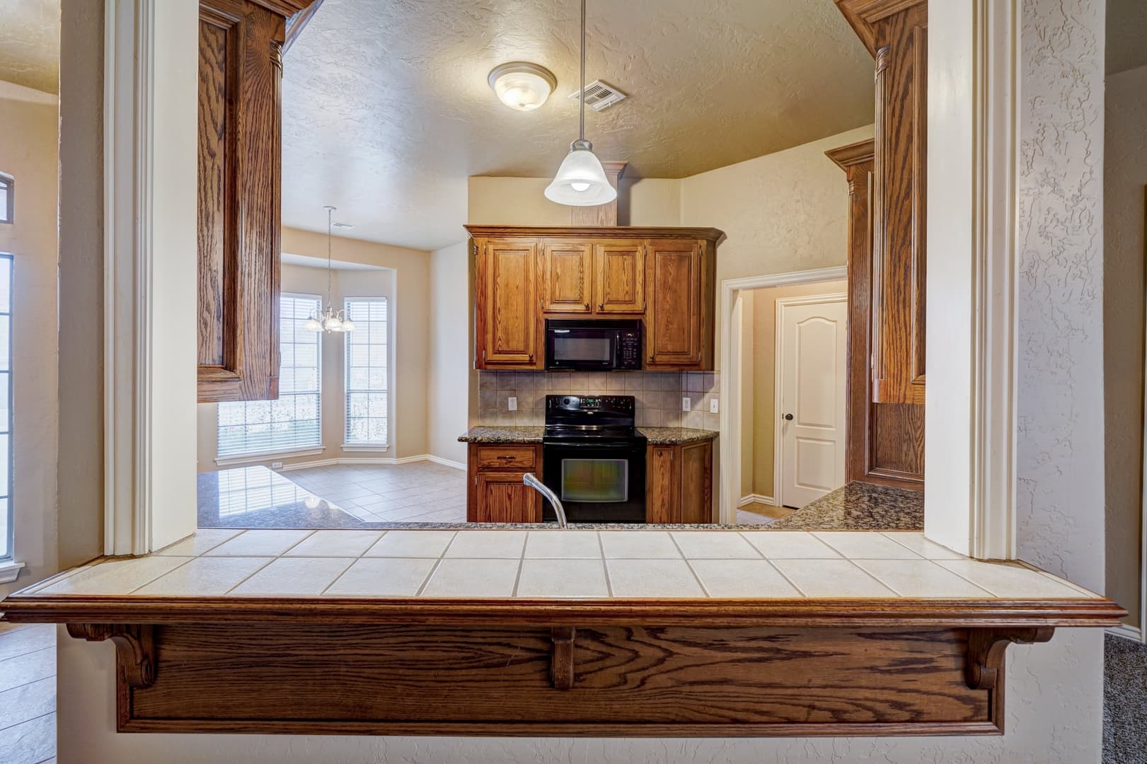 Guthrie House: 1042 Hidden Oaks Way