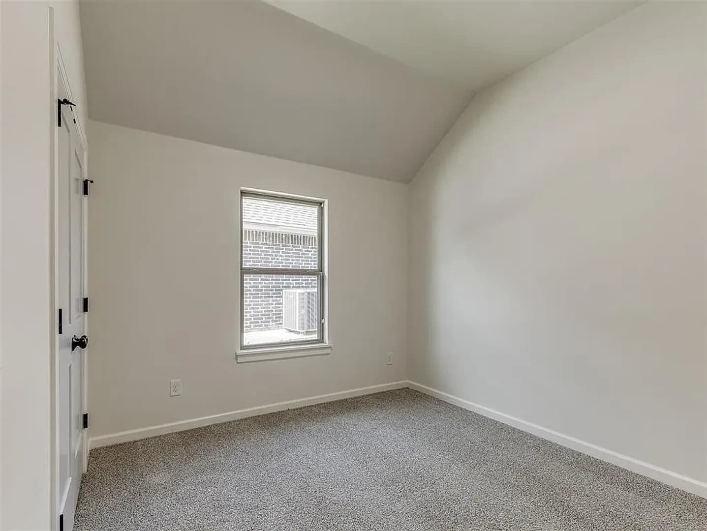 Yukon House: 12417 Dolche Vita Dr