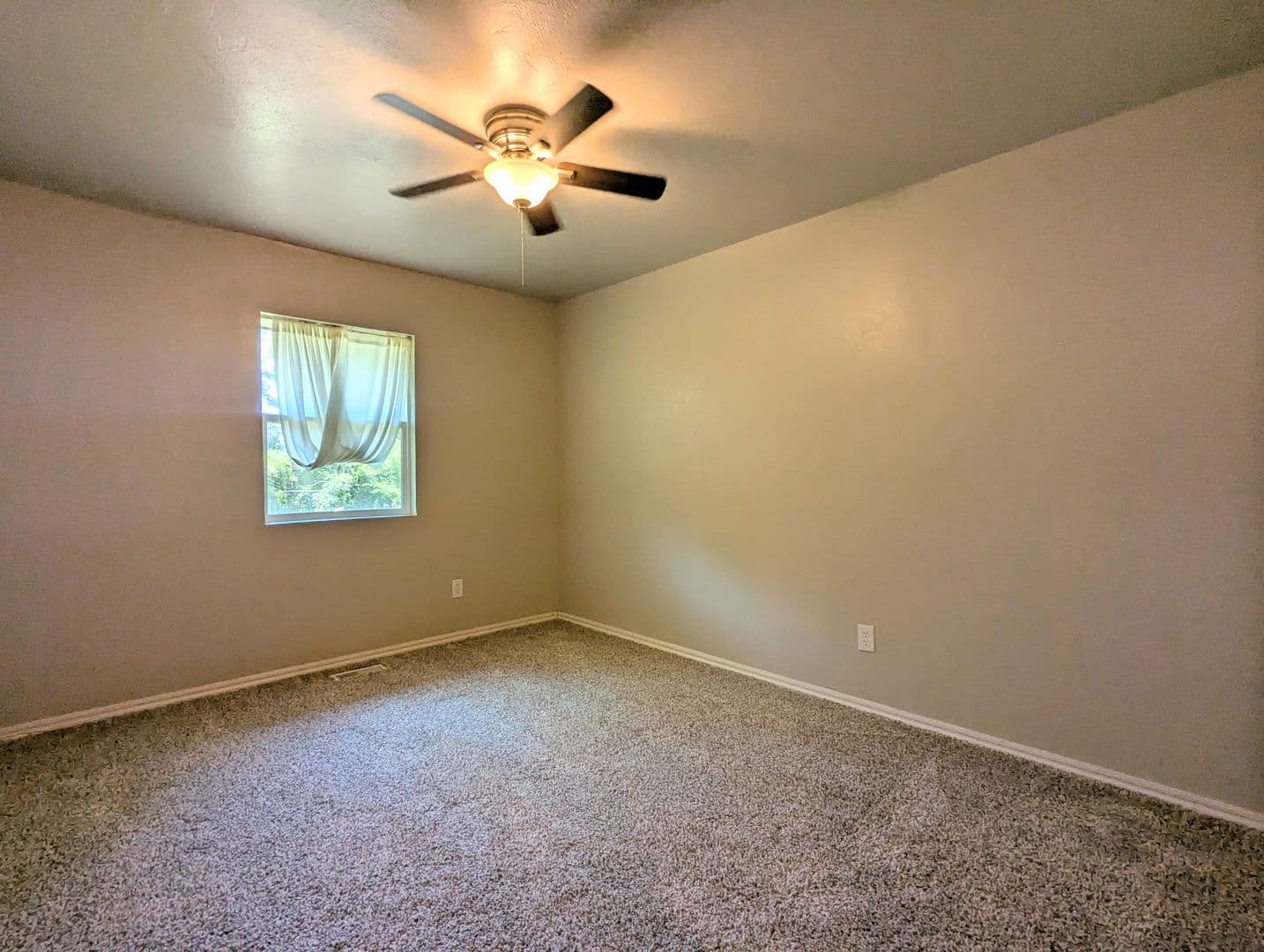 Oklahoma City House: 1416 NW 103rd St