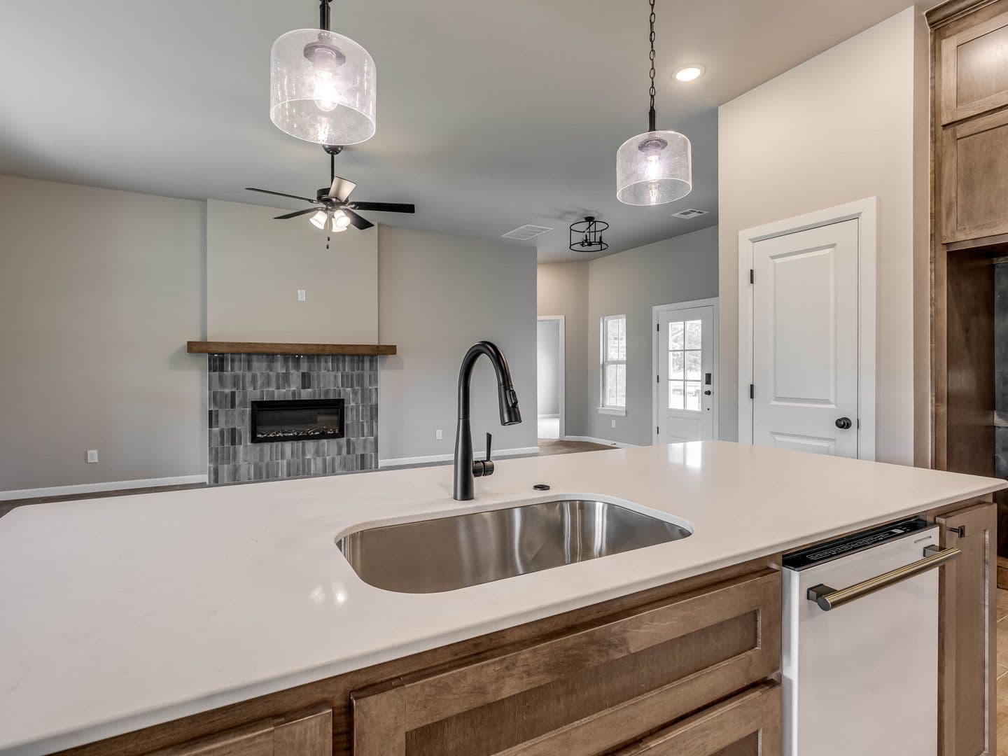 Noble House: 1102 Wisteria Way