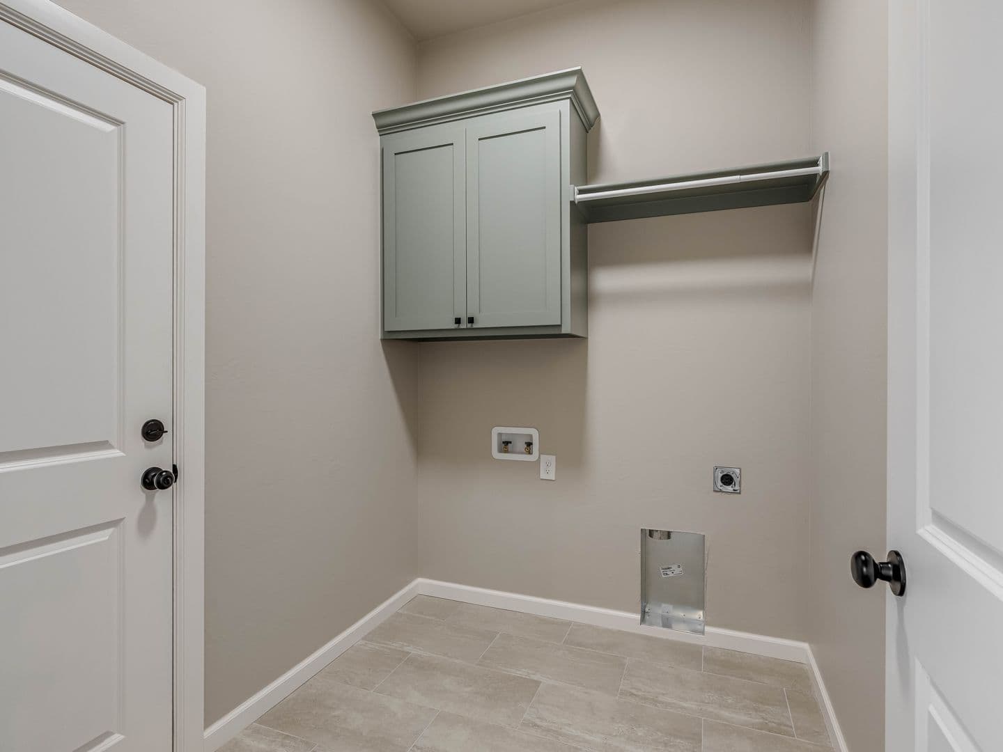 Noble House: 1102 Wisteria Way