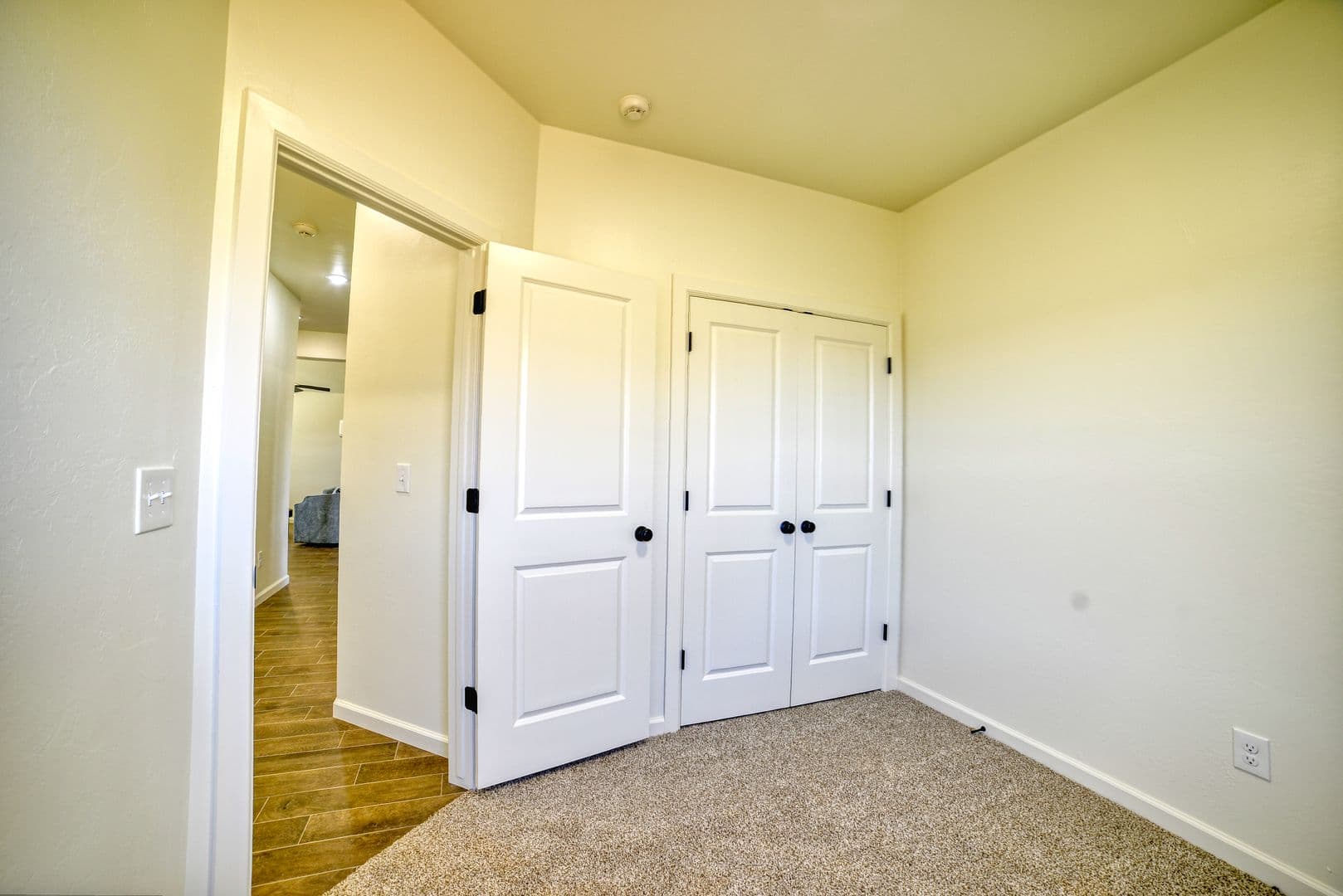 Washington House: 681 Cedar Hill Way