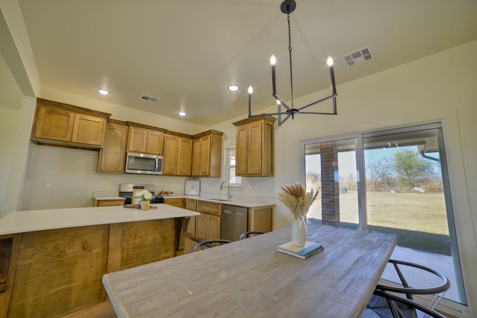 Washington House: 681 Cedar Hill Way