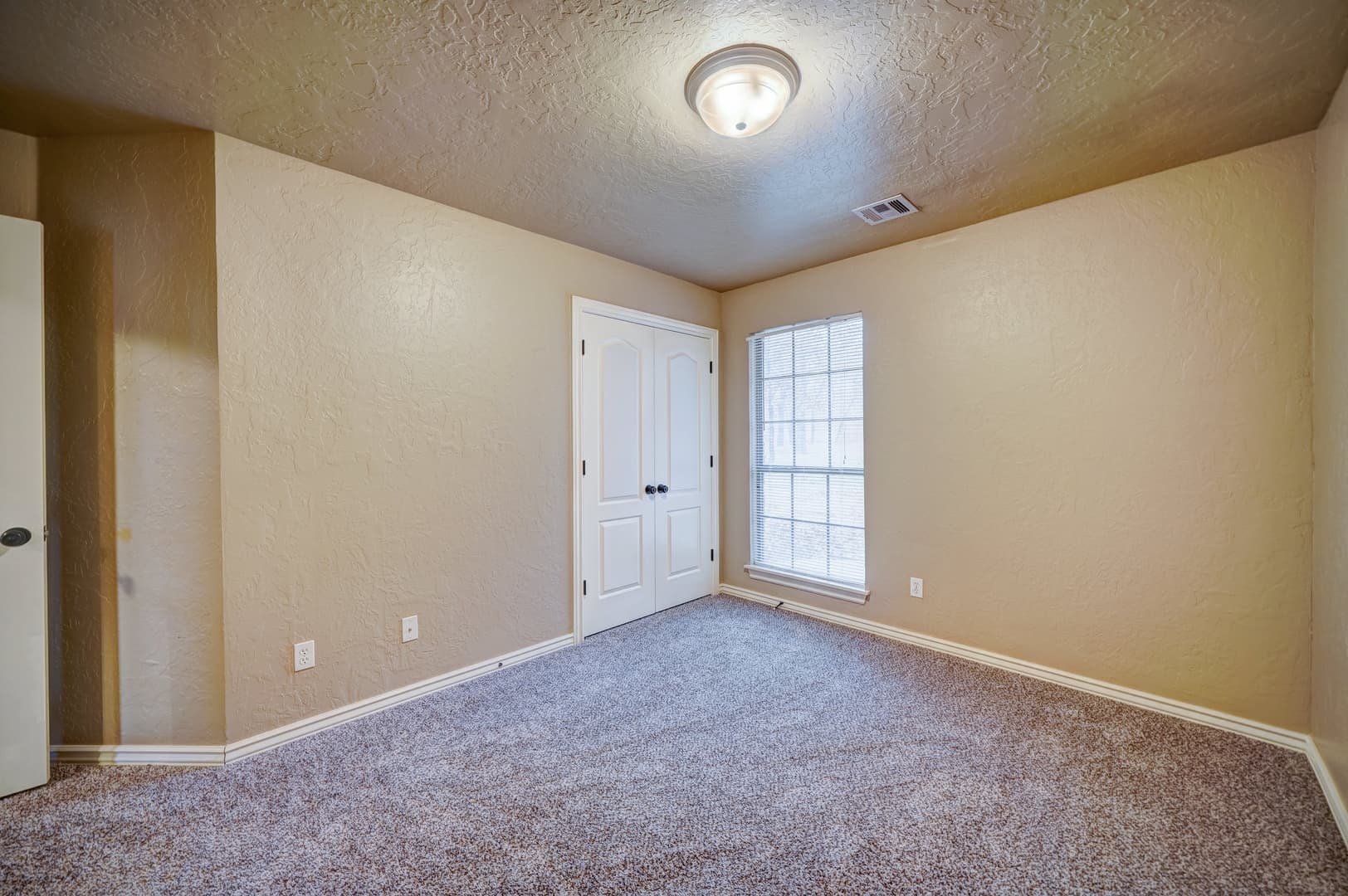 Guthrie House: 1042 Hidden Oaks Way