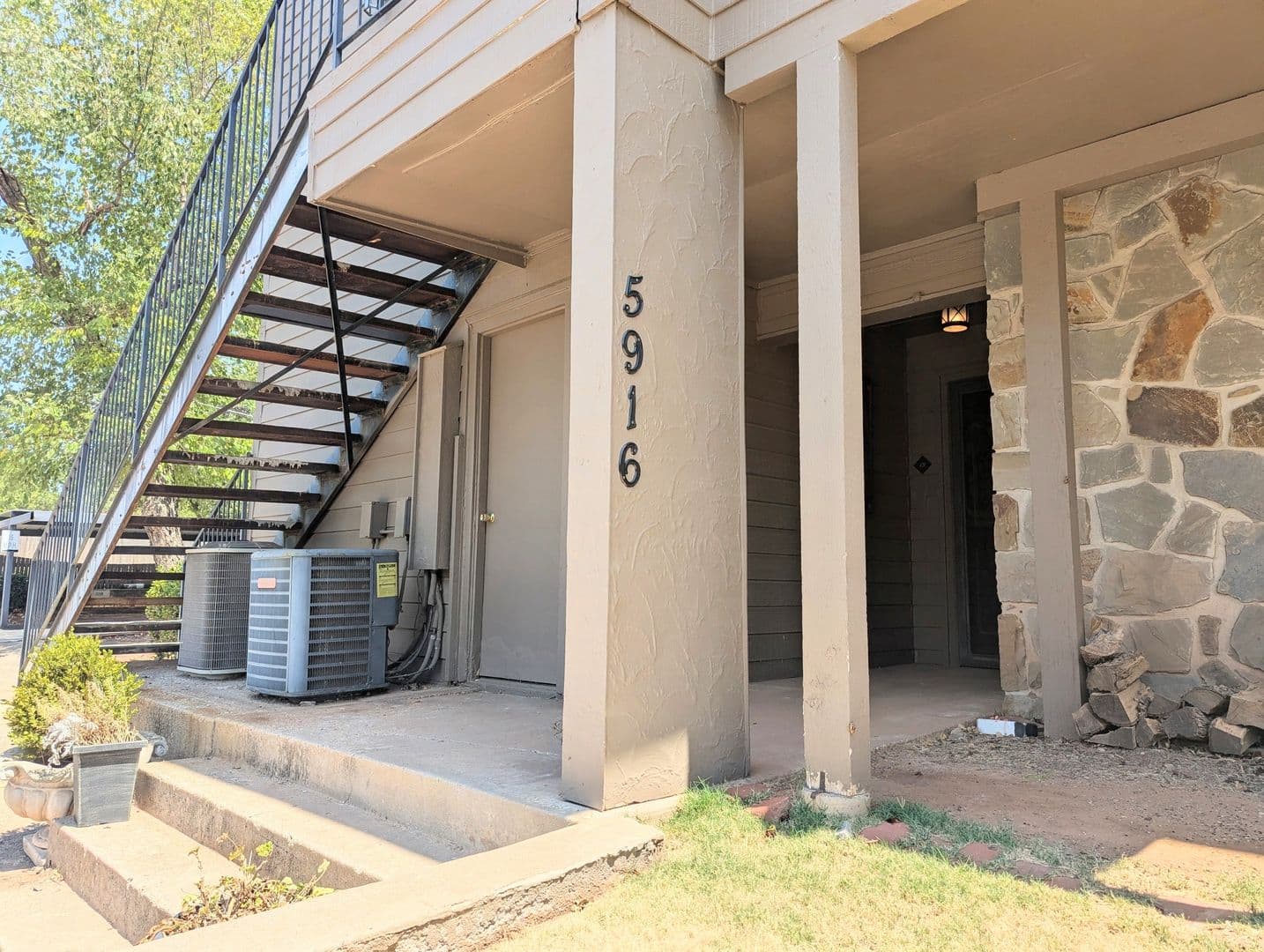 Oklahoma City House: 5916 N Pennsylvania Ave