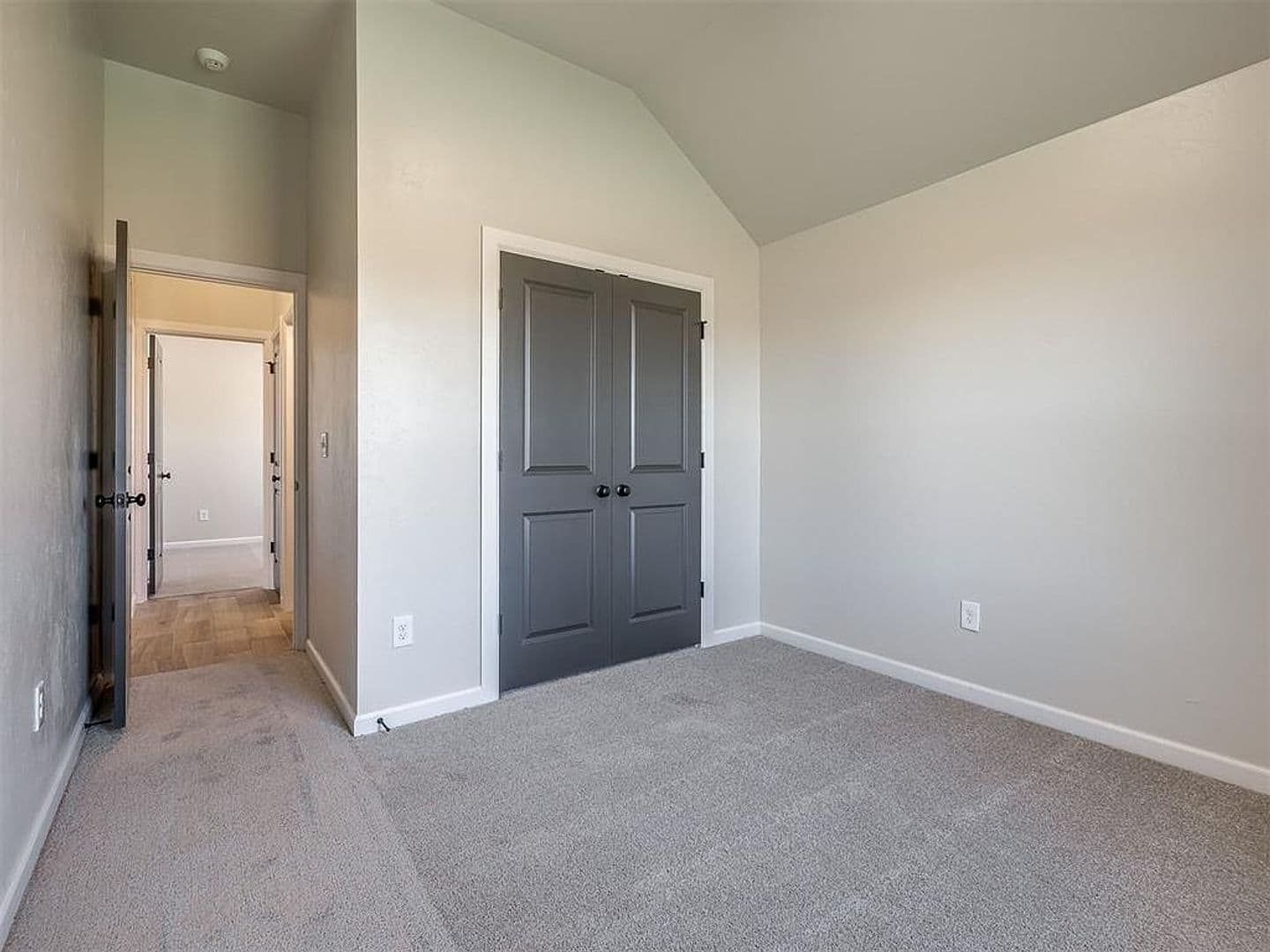 Yukon House: 11913 NW 118th