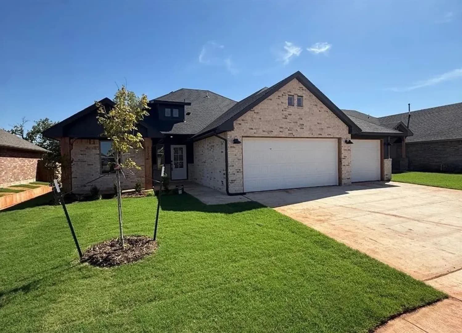 Yukon House: 11920 Rockbed Dr