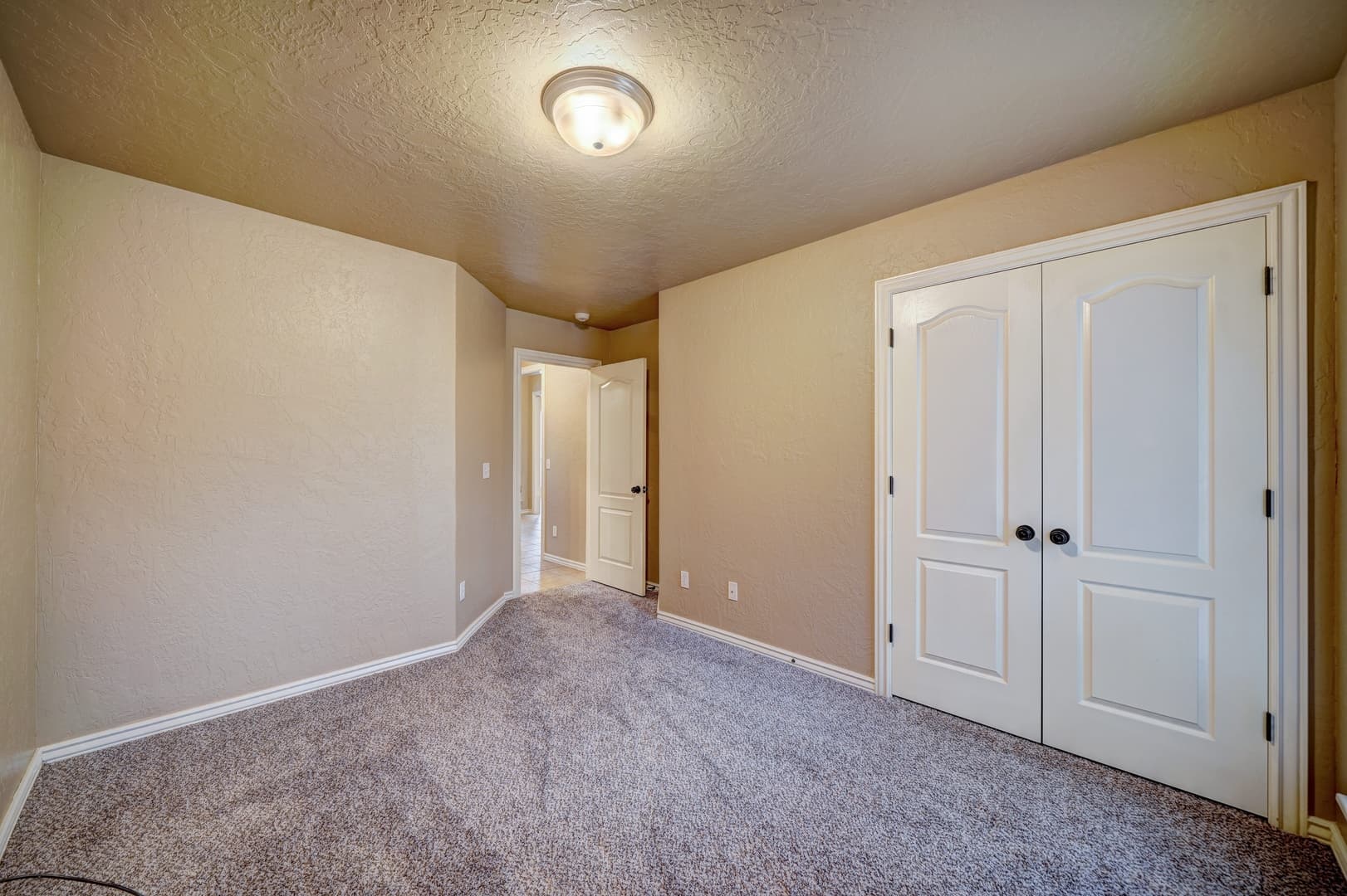 Guthrie House: 1042 Hidden Oaks Way