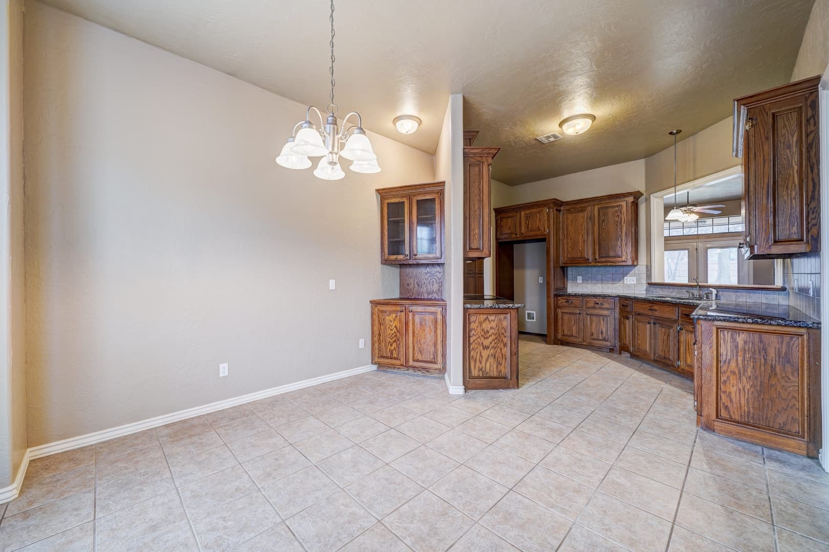 Guthrie House: 1042 Hidden Oaks Way