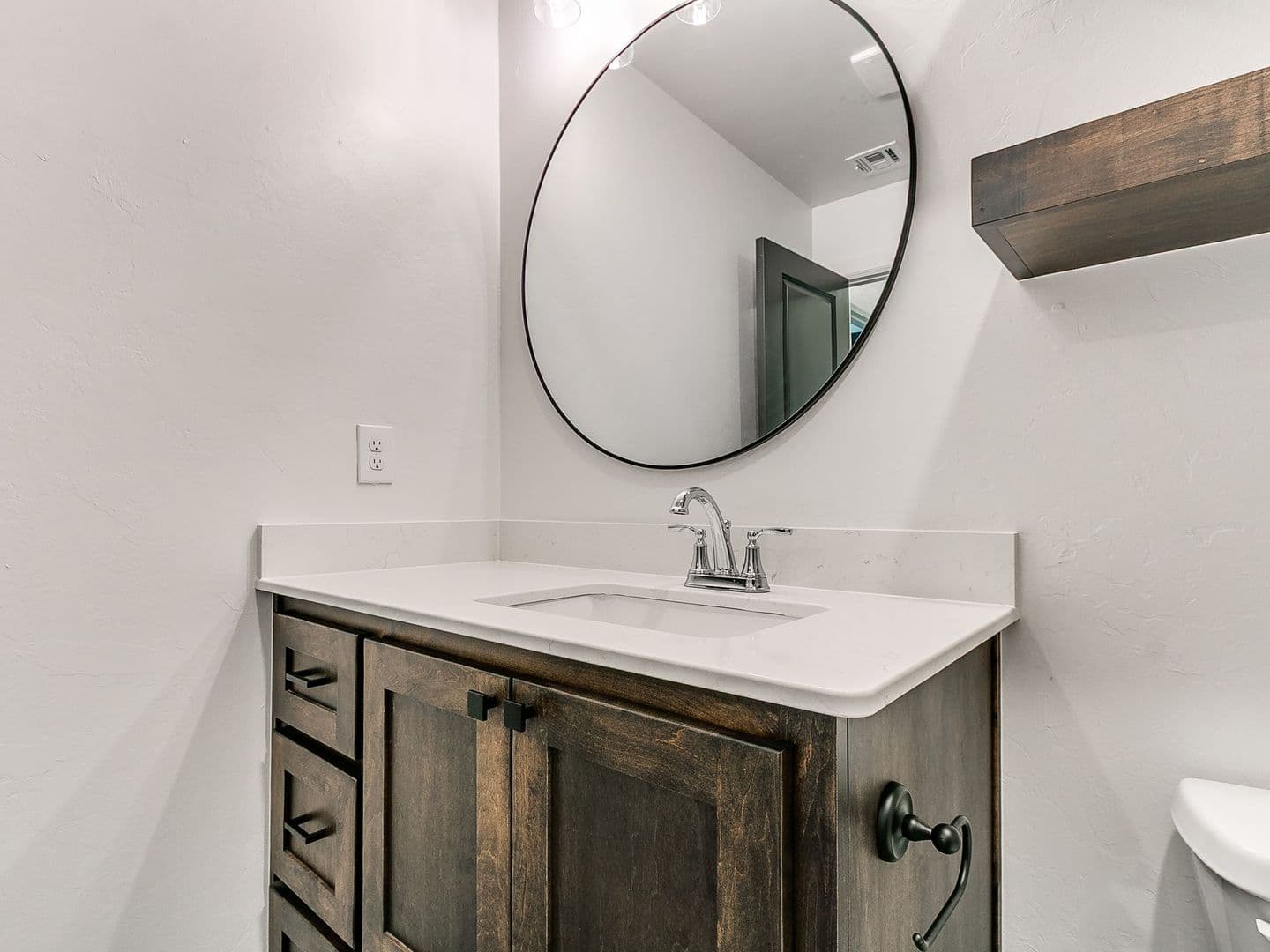 Shawnee House: 616 Honey Springs