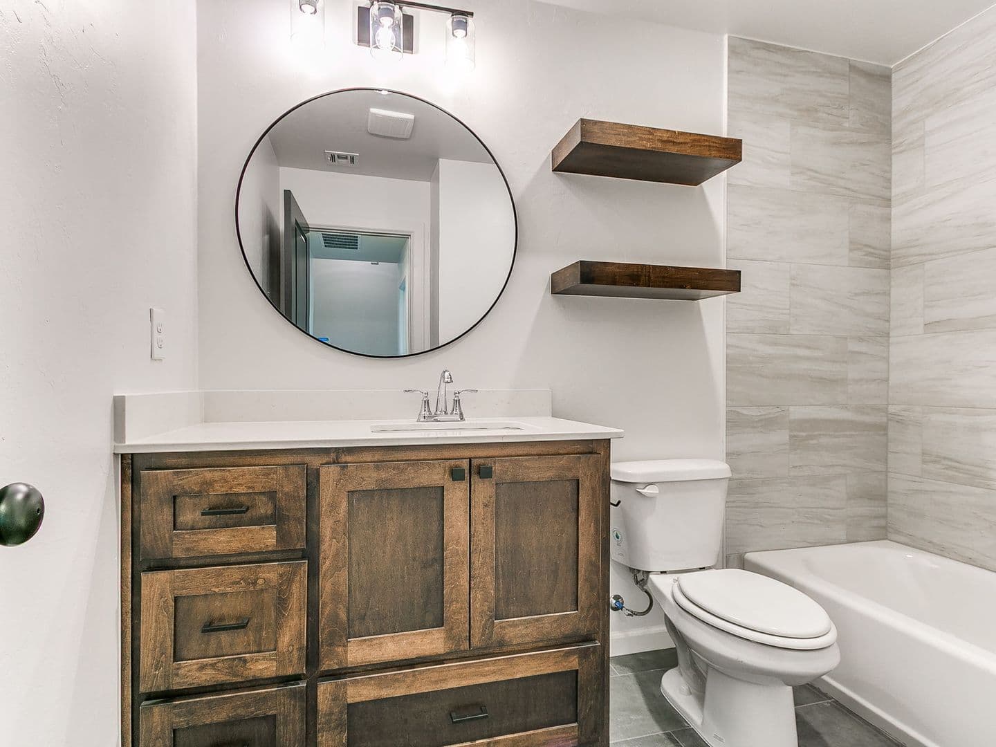Shawnee House: 616 Honey Springs