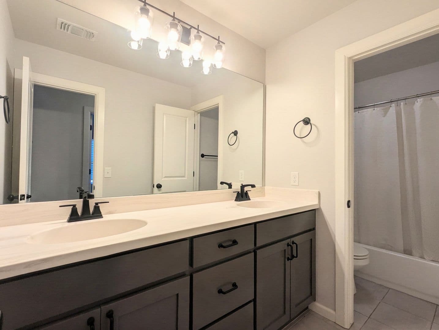 Norman House: 3125 Red Cedar Way