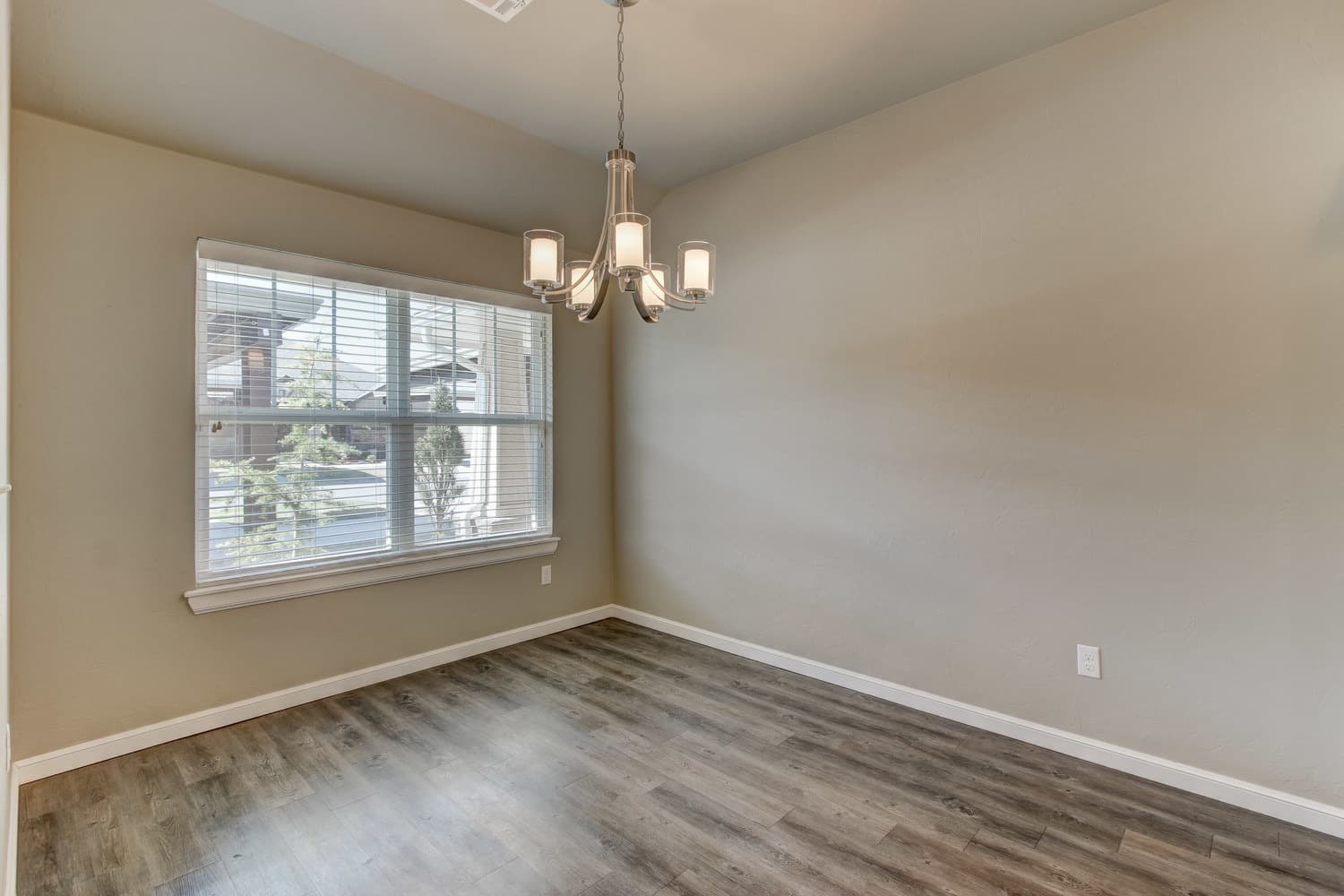 Oklahoma City Apartment: 8809 SW 55th