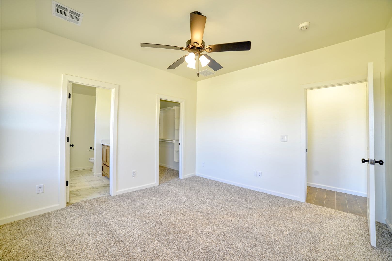 Washington House: 681 Cedar Hill Way
