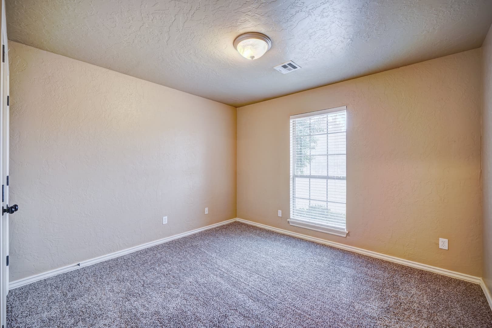 Guthrie House: 1042 Hidden Oaks Way