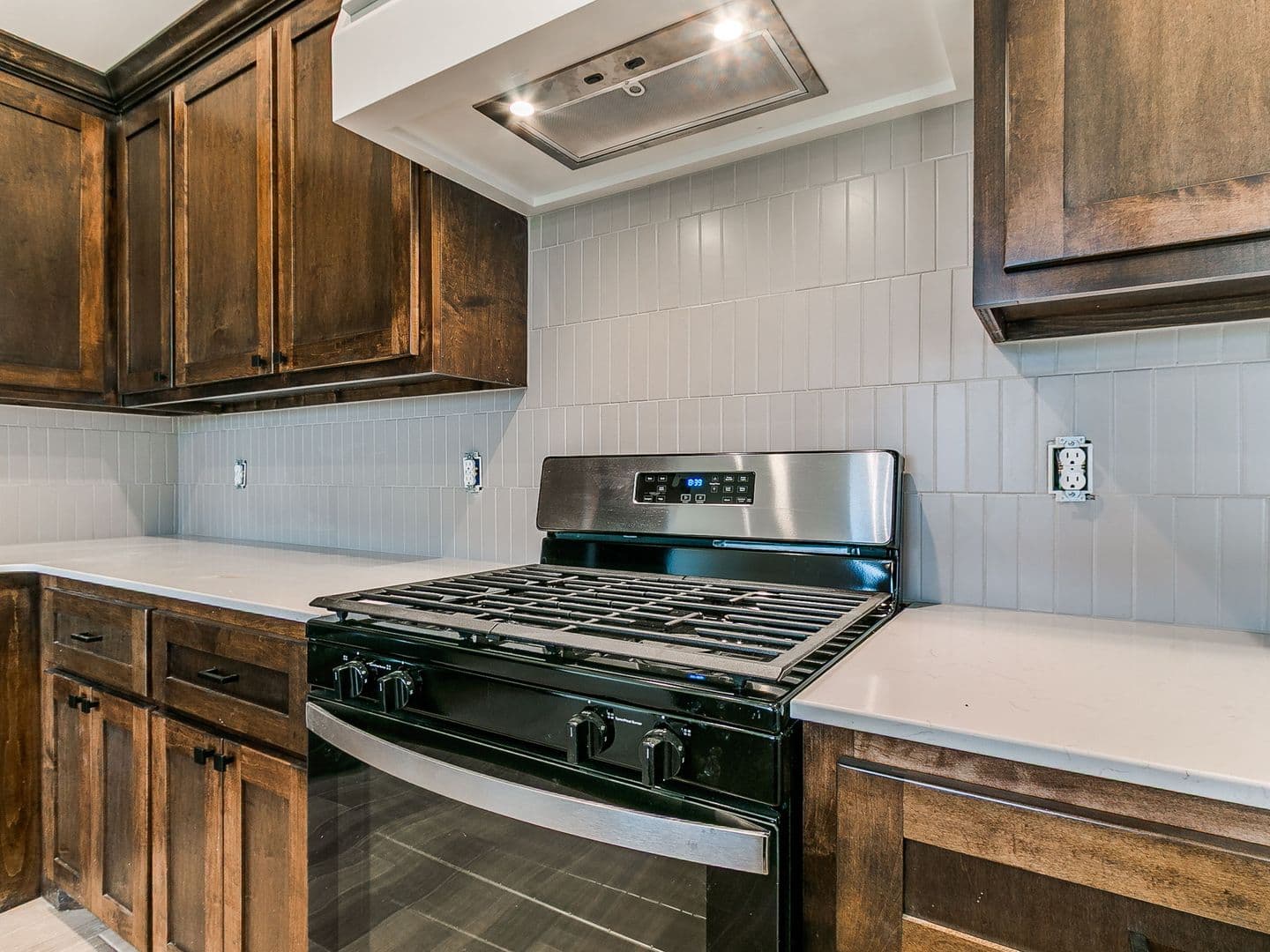 Shawnee House: 616 Honey Springs