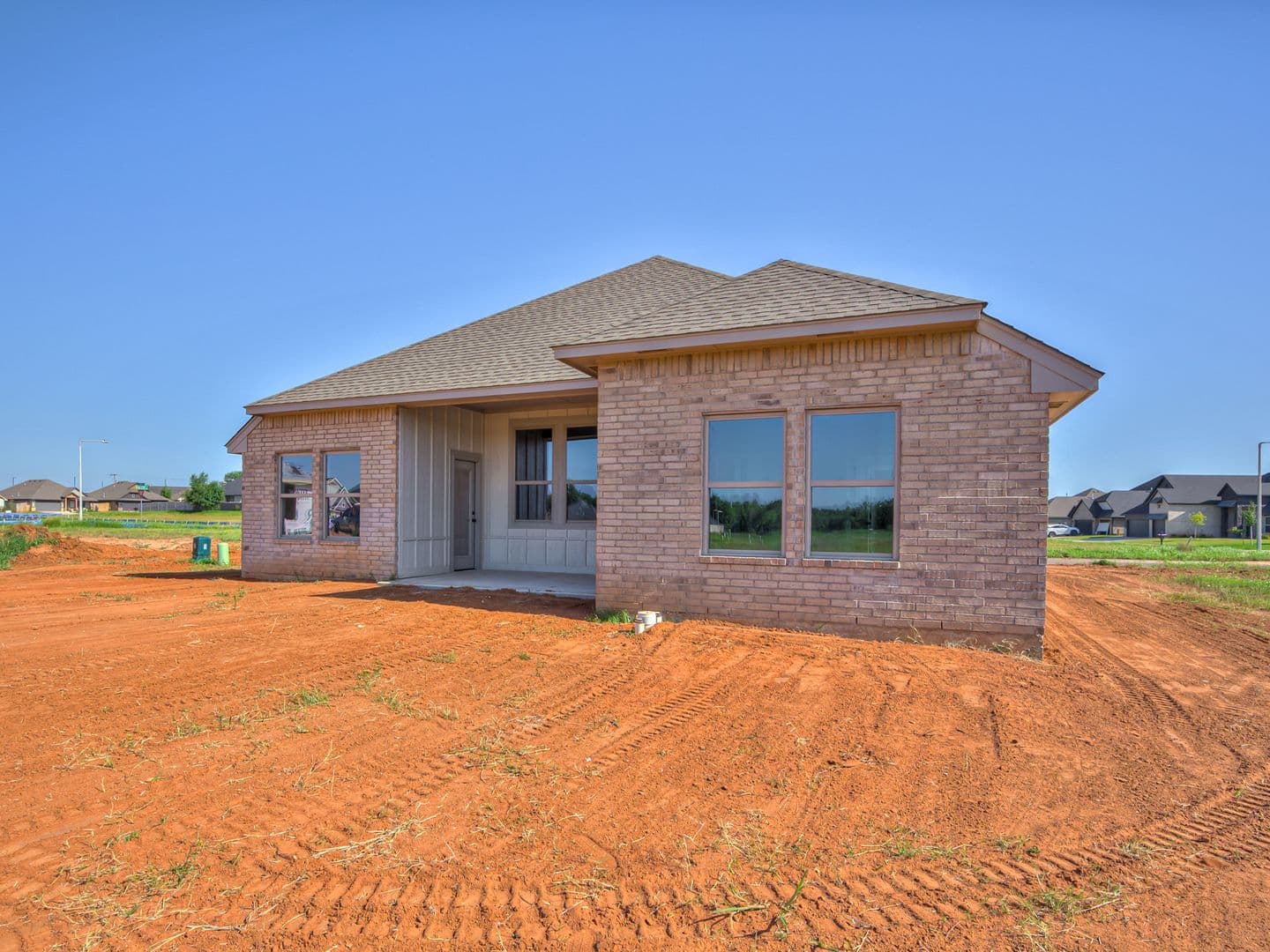 Mustang House: 11704 SW 48th Street