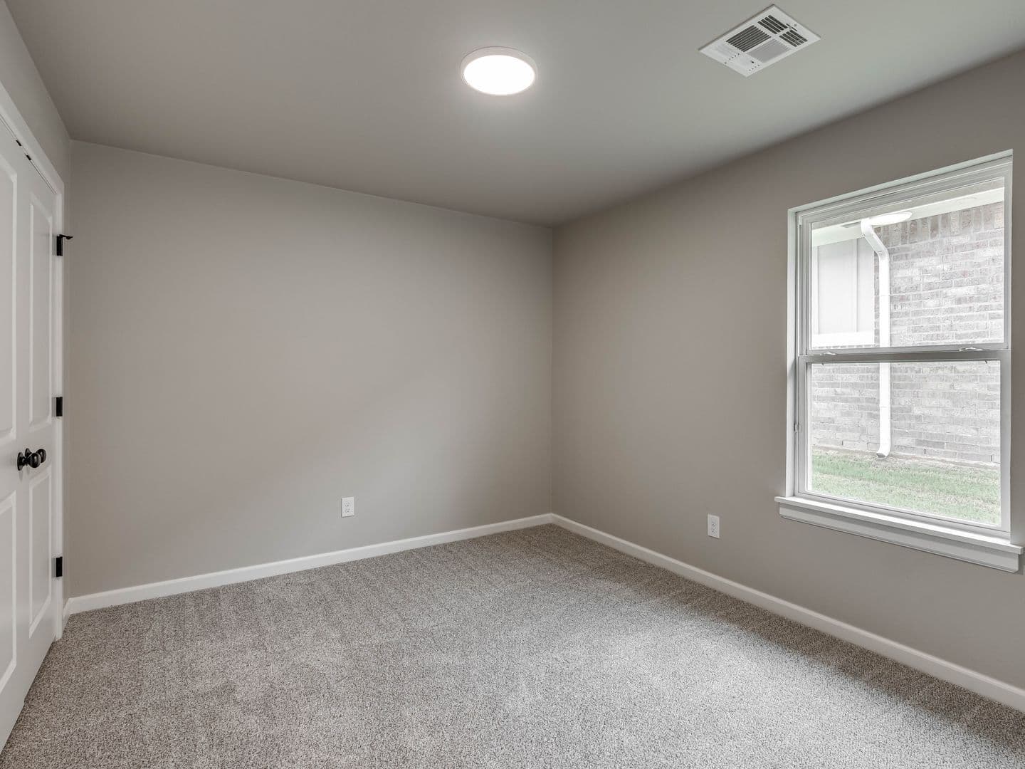Noble House: 1102 Wisteria Way