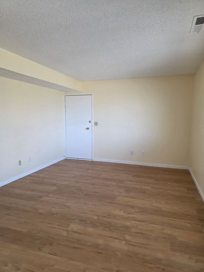 Reno Apartment: 3596 Gypsum Road