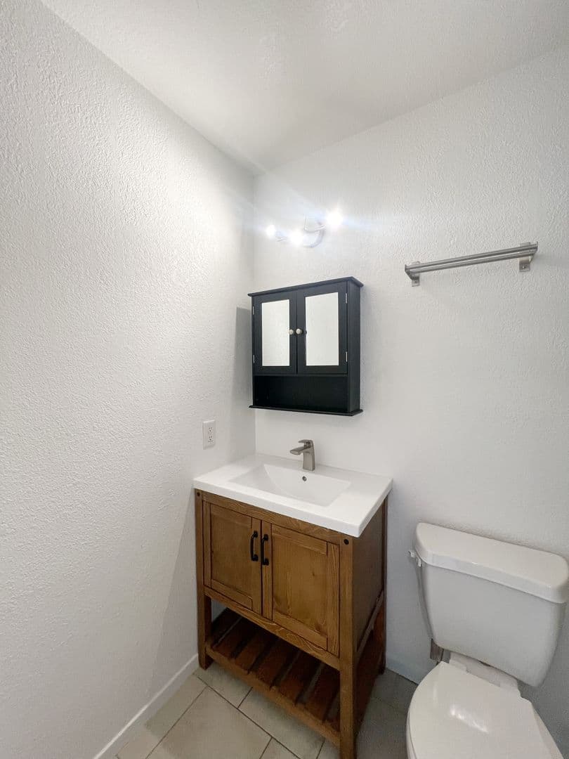Reno Apartment: 521 Sinclair Street