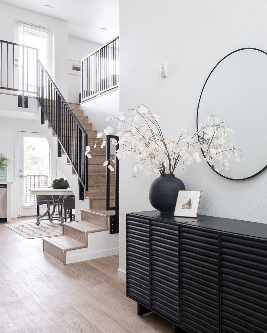 Reno Apartment: 121 Vesta Street