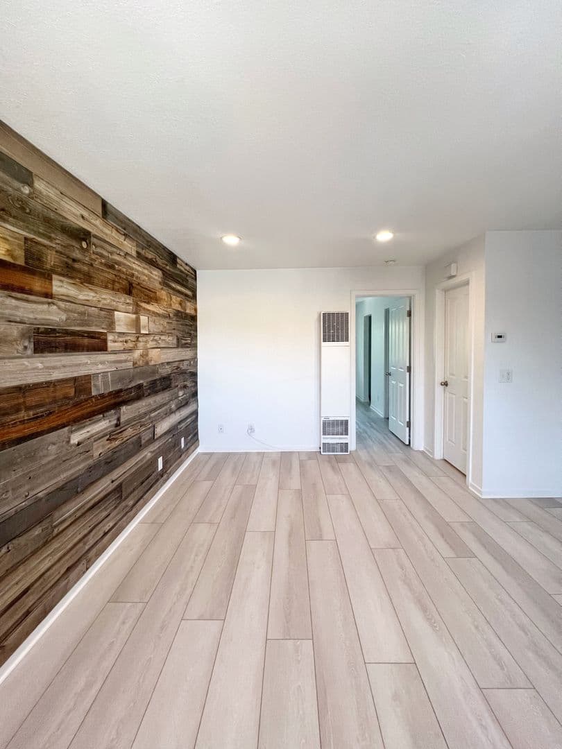 Reno Apartment: 521 Sinclair Street
