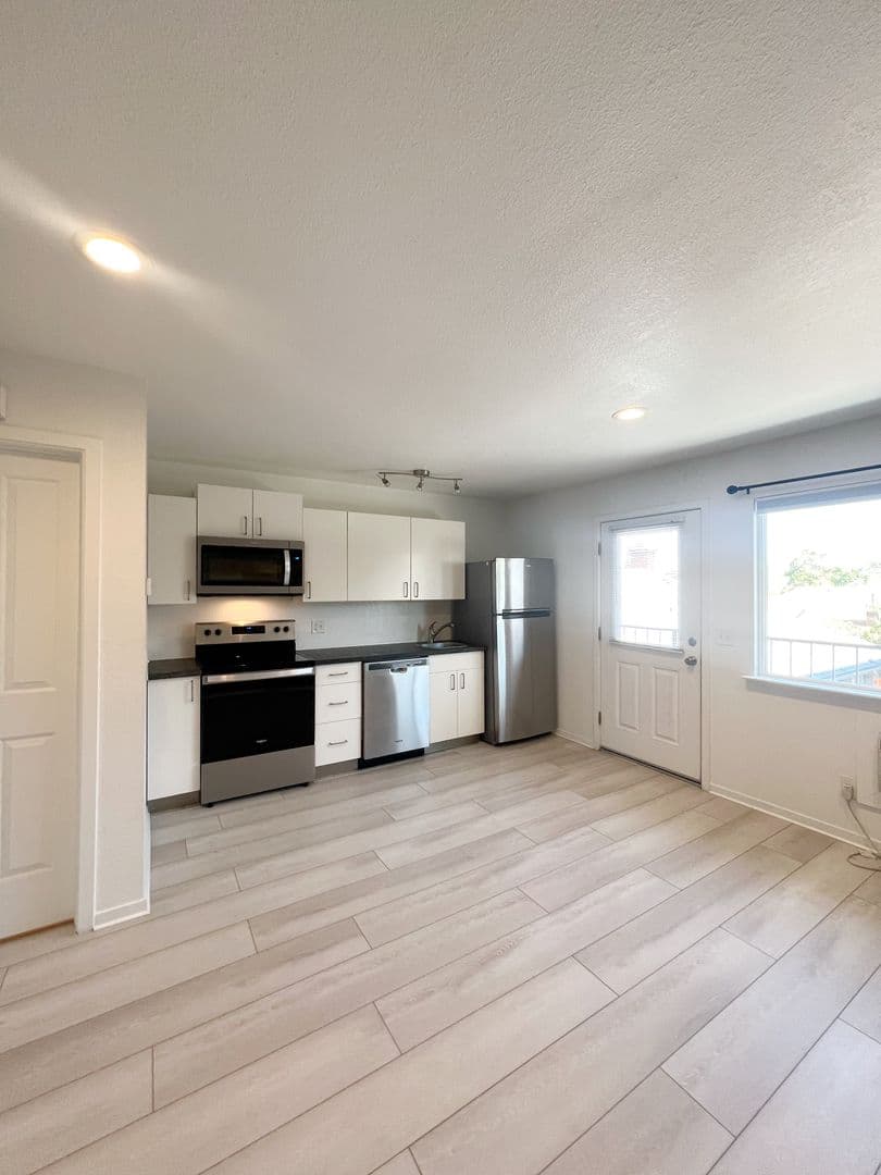 Reno Apartment: 521 Sinclair Street