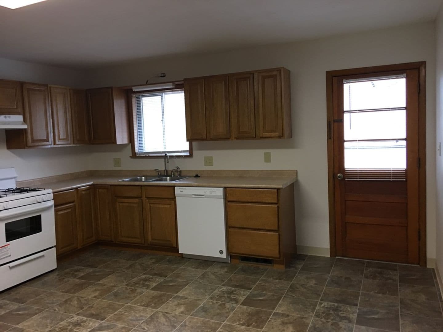Springfield House: 2602 E. Linwood