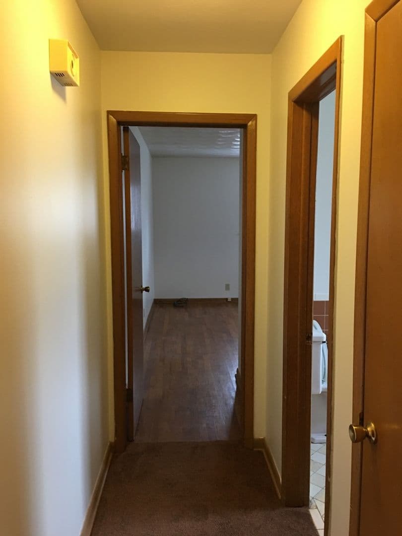 Springfield House: 2602 E. Linwood