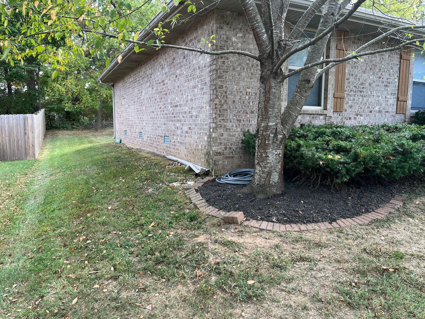 Springfield House: 4312 S. Hemlock