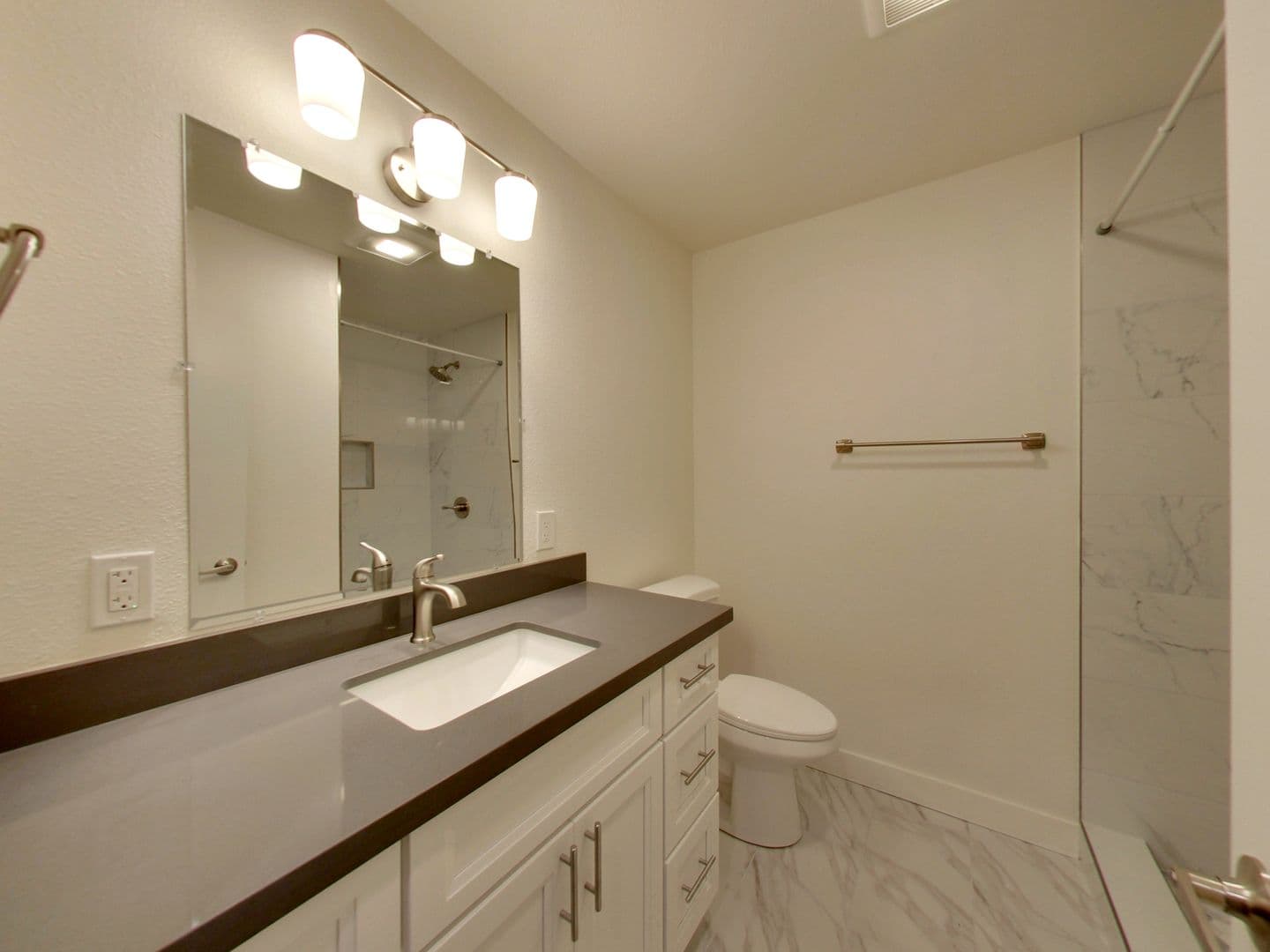 Hayward Apartment: 25200 Santa Clara Street