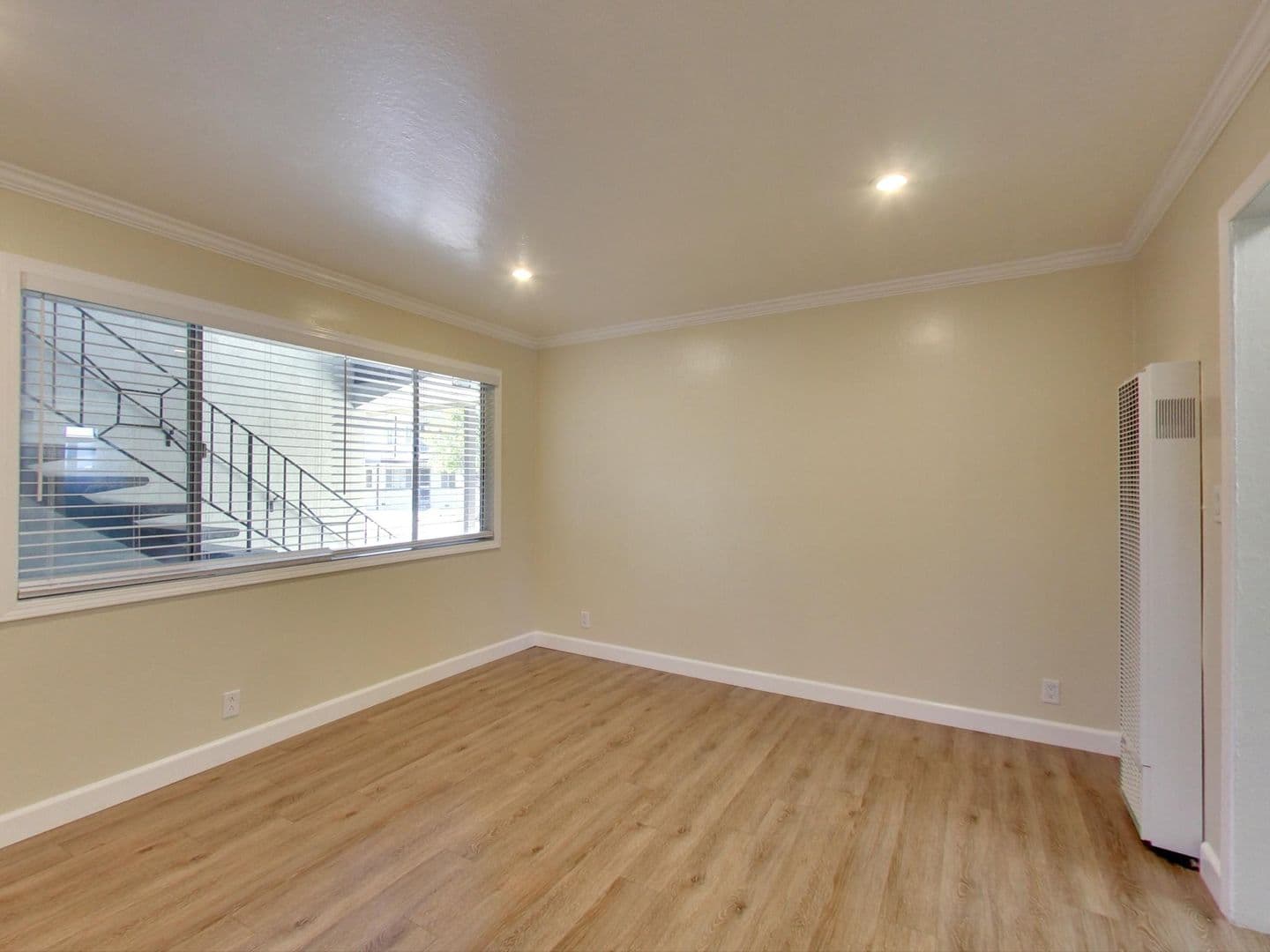 San Leandro Apartment: 1600 162nd Avenue