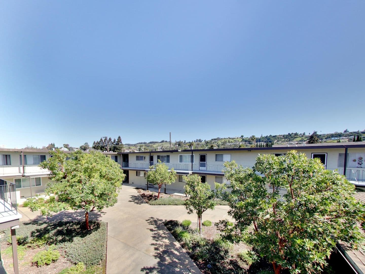 San Leandro Apartment: 1600 162nd Avenue
