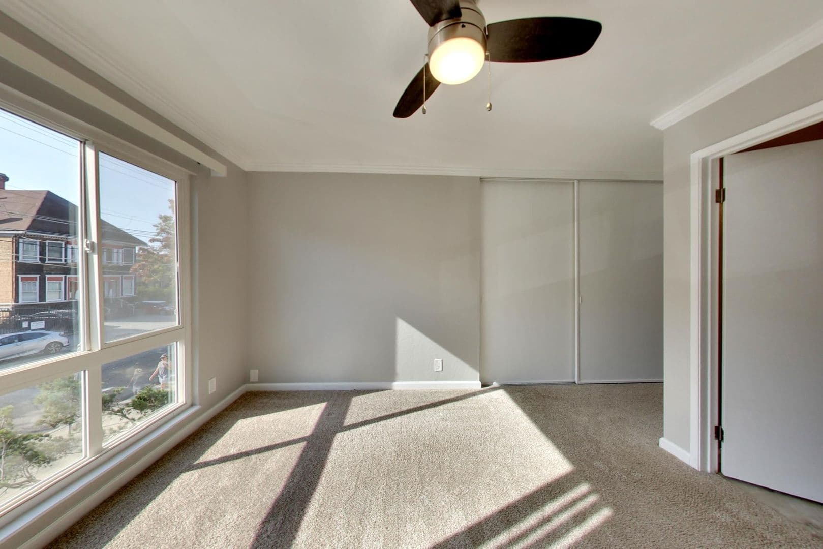 Oakland Apartment: 270 Perkins Street