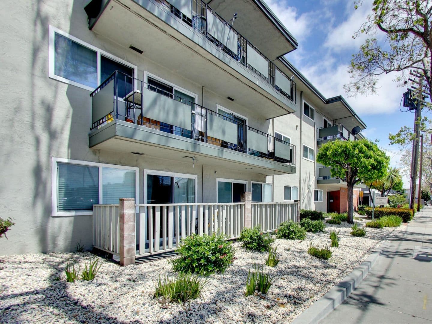 SAN LEANDRO Apartment: 14400 EAST 14TH STREET
