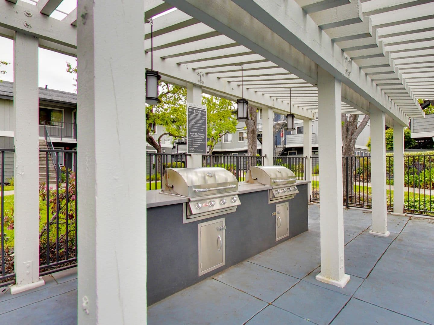 San Leandro Apartment: 900 143rd Avenue