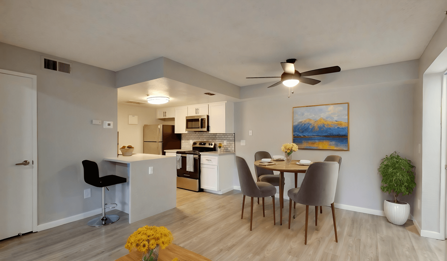 San Leandro Apartment: 900 143rd Avenue