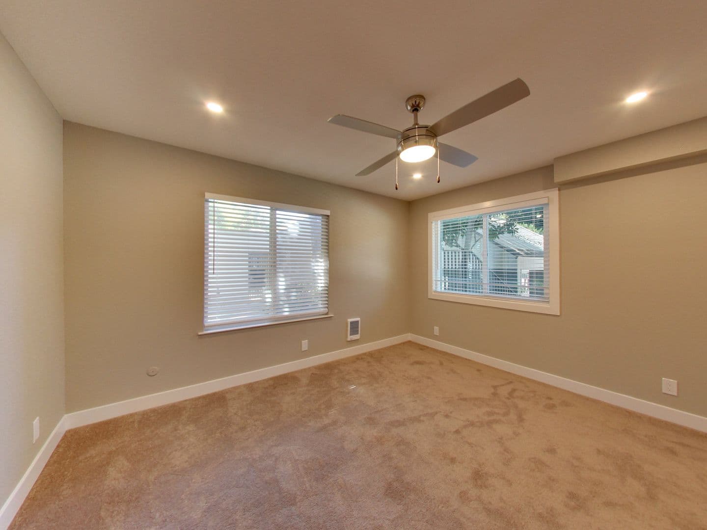Hayward Apartment: 25200 Santa Clara Street