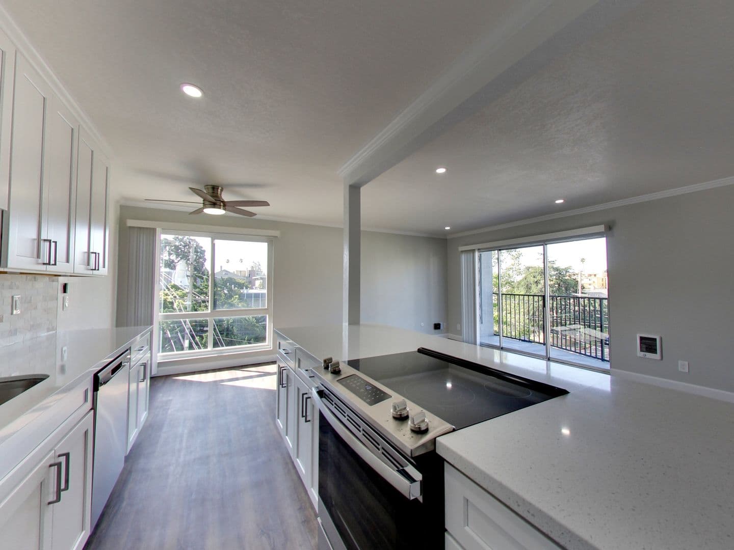 Oakland Apartment: 270 Perkins Street