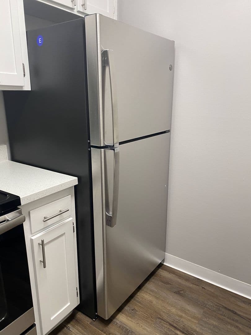 San Leandro Apartment: 1600 162nd Avenue