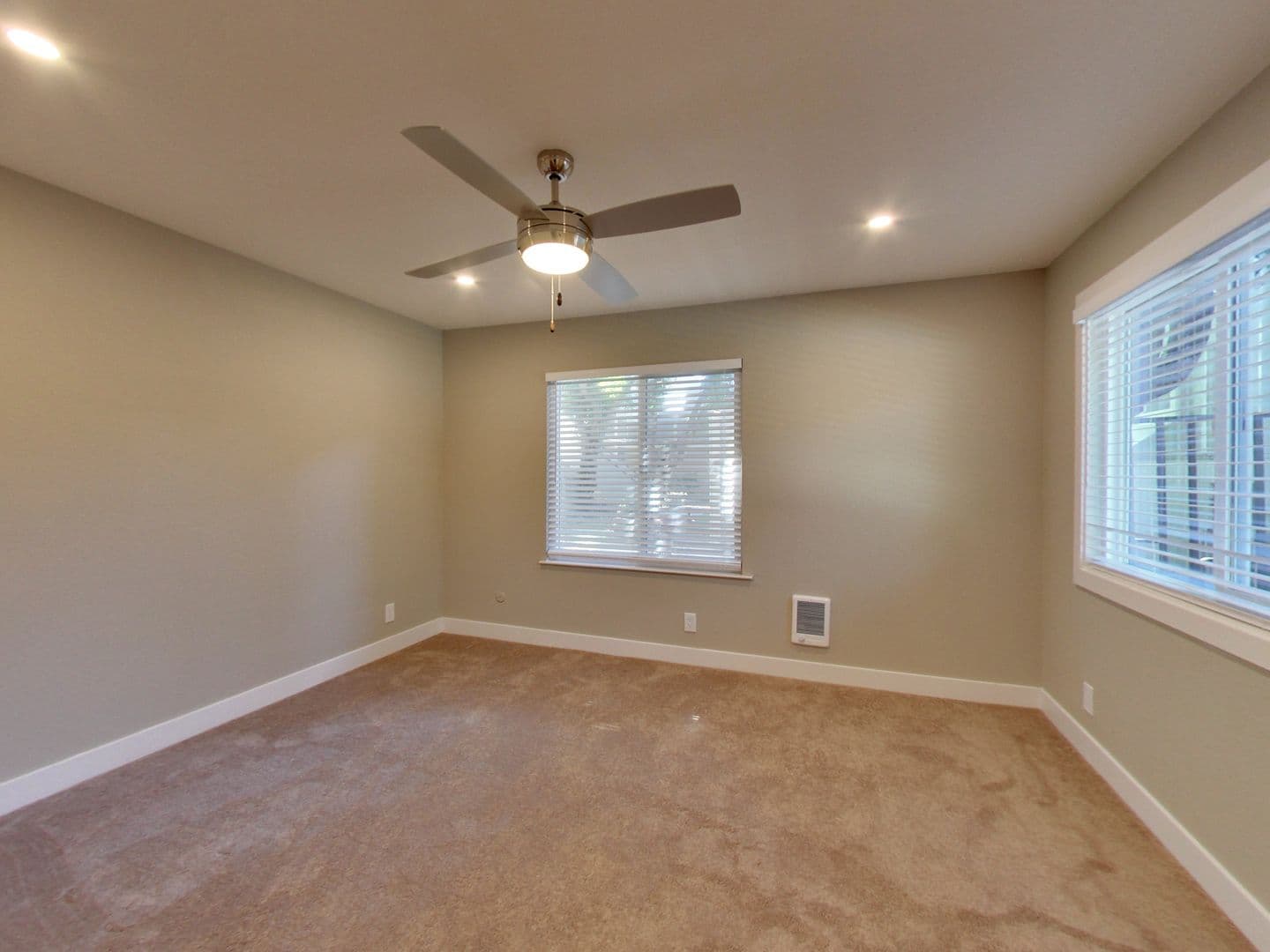 Hayward Apartment: 25200 Santa Clara Street