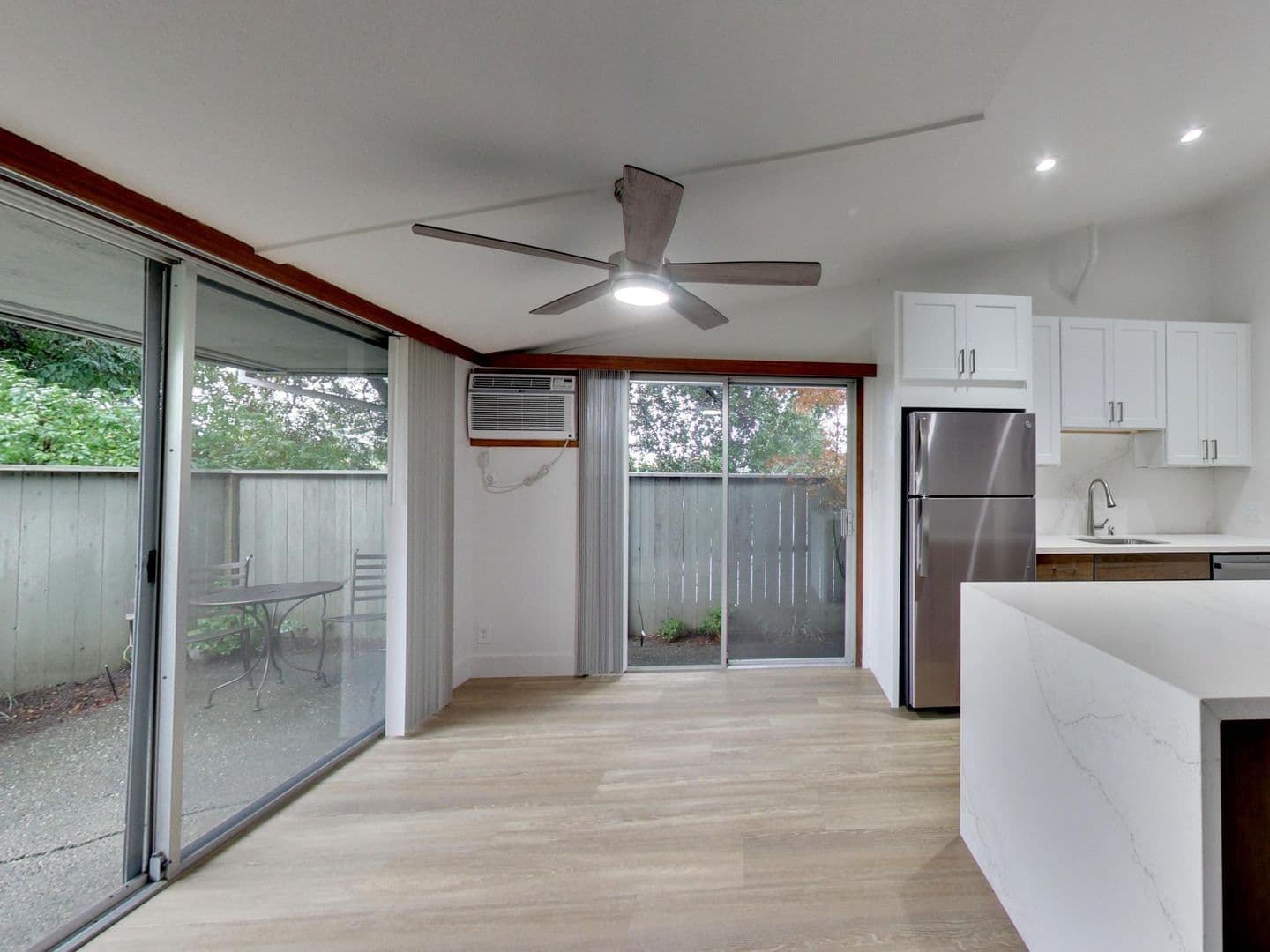 Napa Apartment: 2942 Soscol Ave