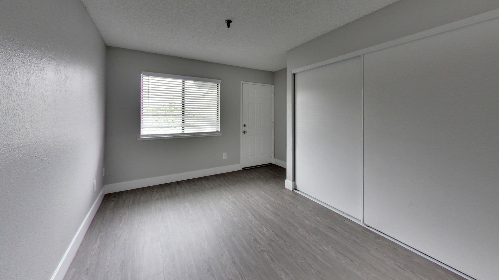 San Leandro Apartment: 900 143rd Avenue