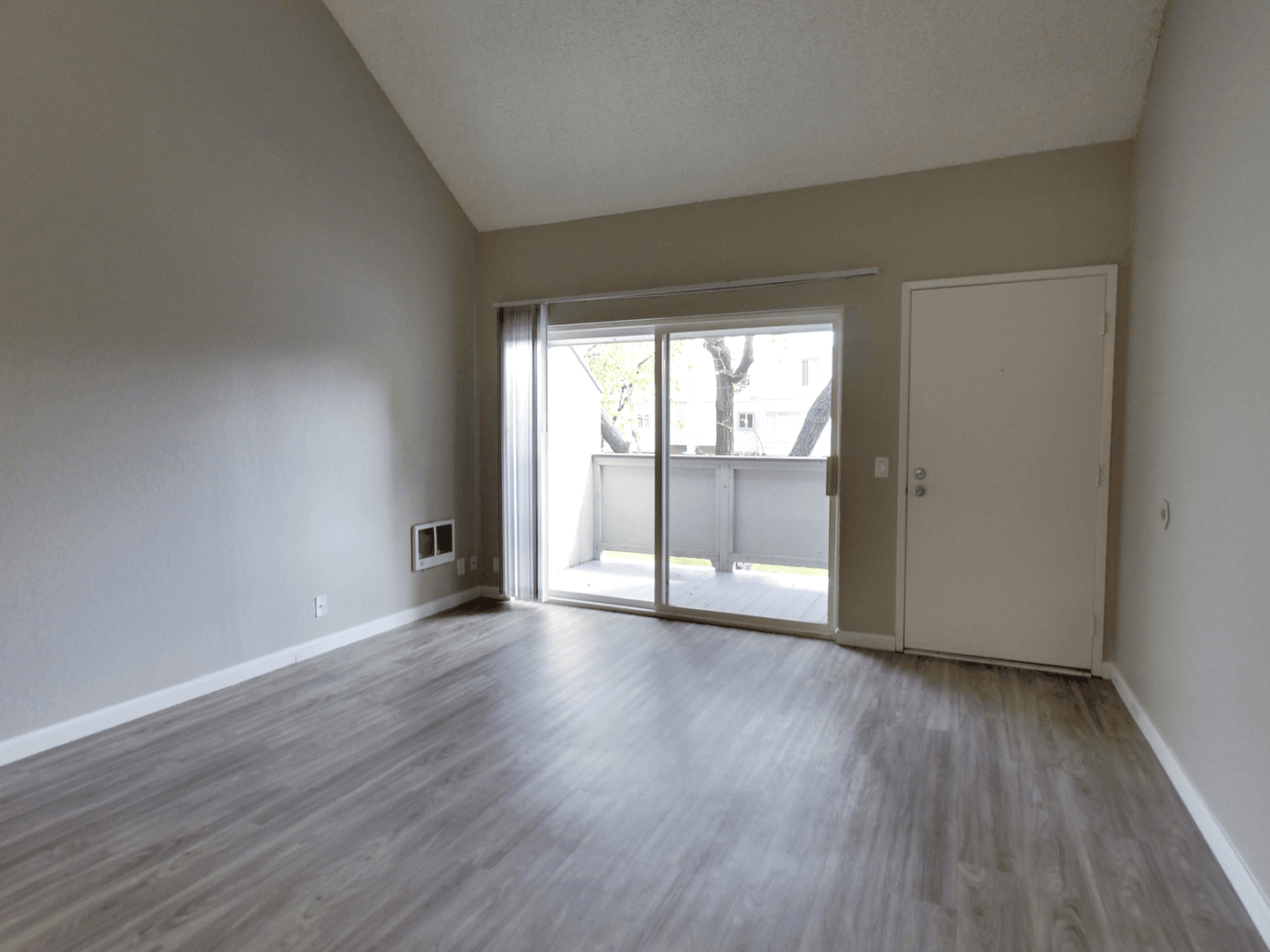 Hayward Apartment: 25200 Santa Clara Street