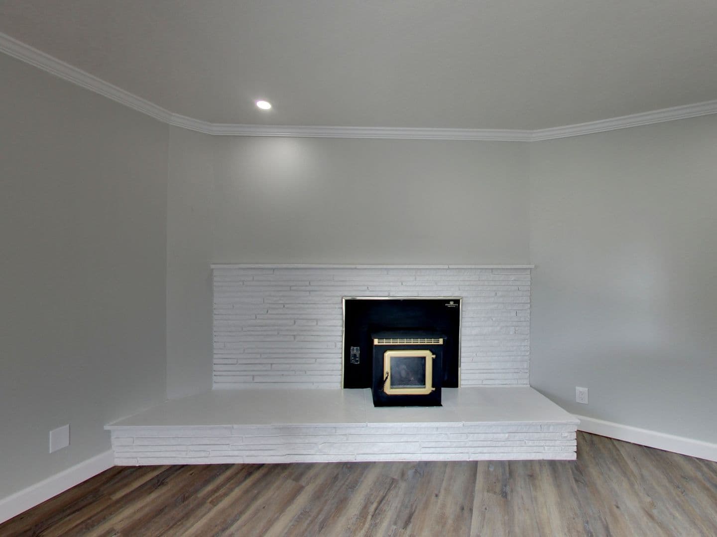 Oakland Apartment: 270 Perkins Street