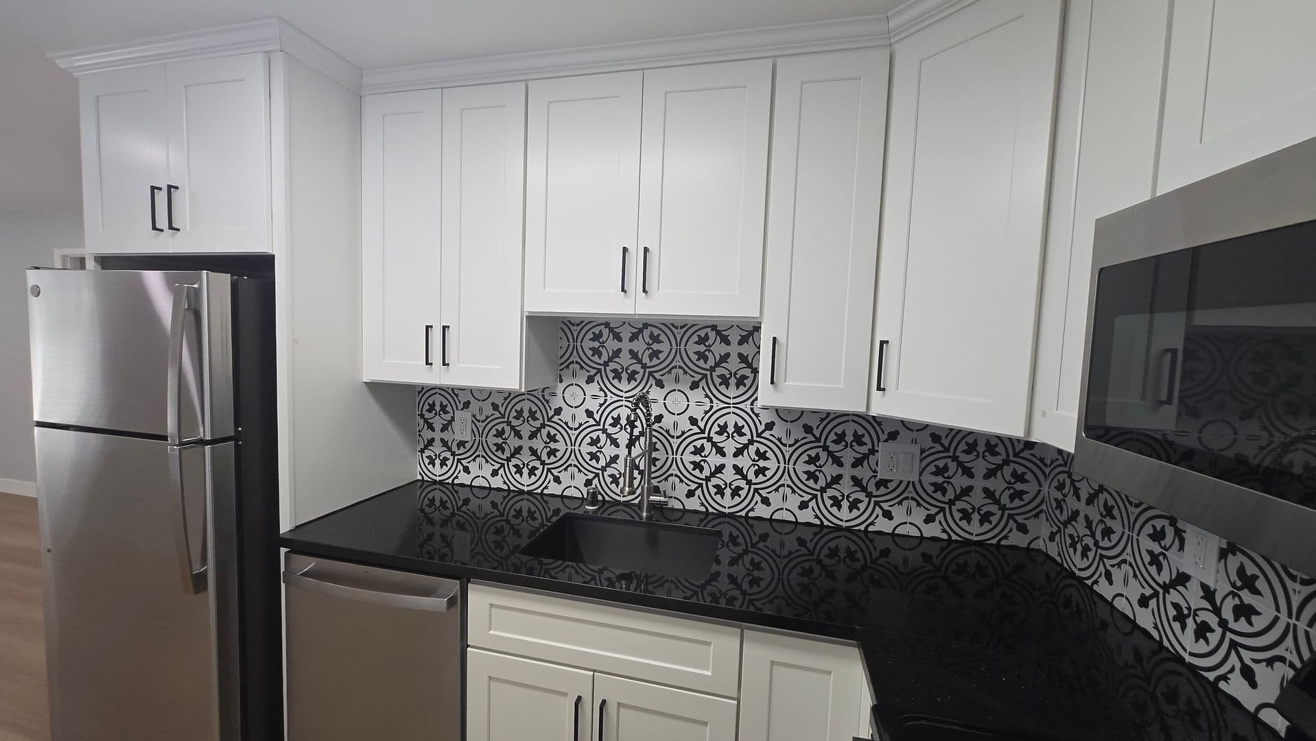 SAN LEANDRO Apartment: 14400 EAST 14TH STREET